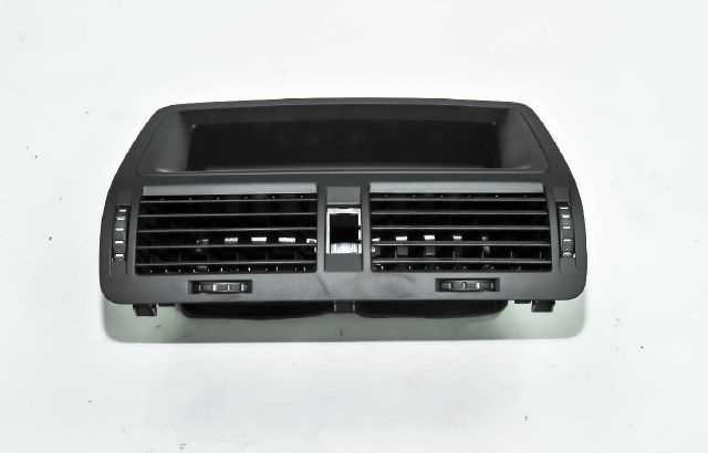 Skoda Octavia 2006-2012 Çıkma Yedek Kalerifer Izgarası